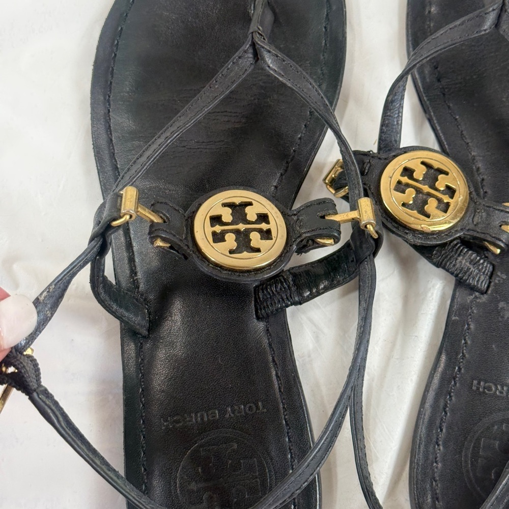 Tory Burch Black Leather Logo Embellished Flat Thong Slingback Sandals SZ 6.5 M - Picture 5 of 13